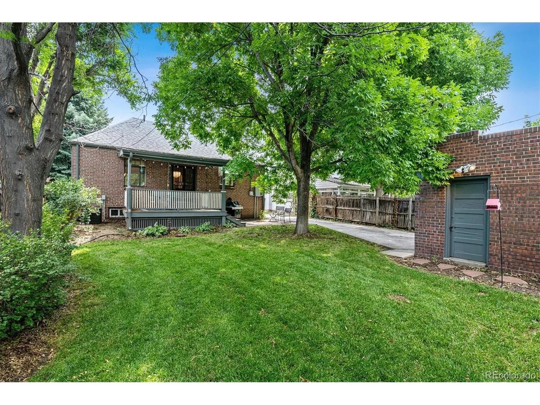 Photo of 651 Elm St