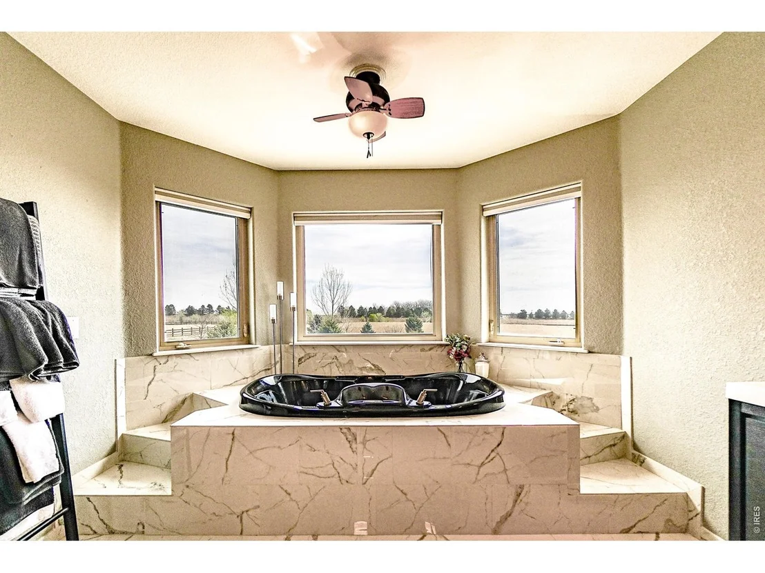 Photo of 3938 Vale View Ln