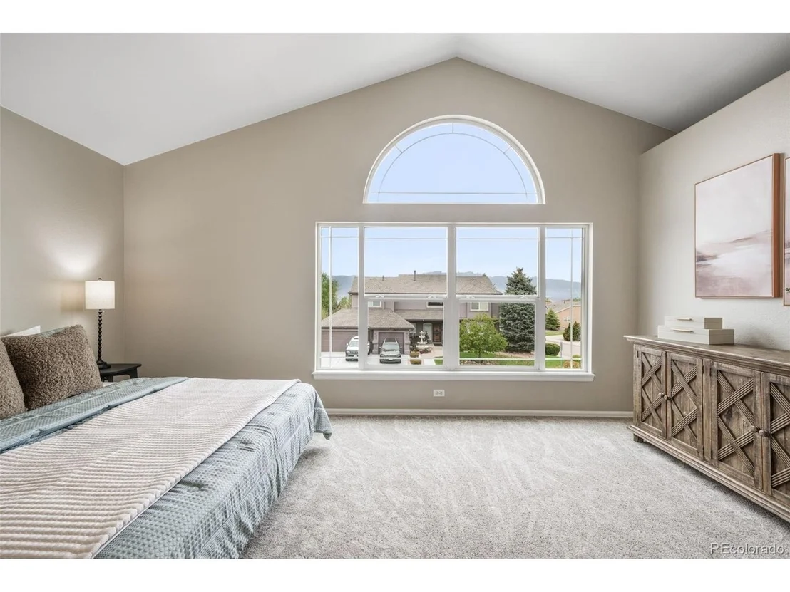 Photo of 16297 Hobson Pl