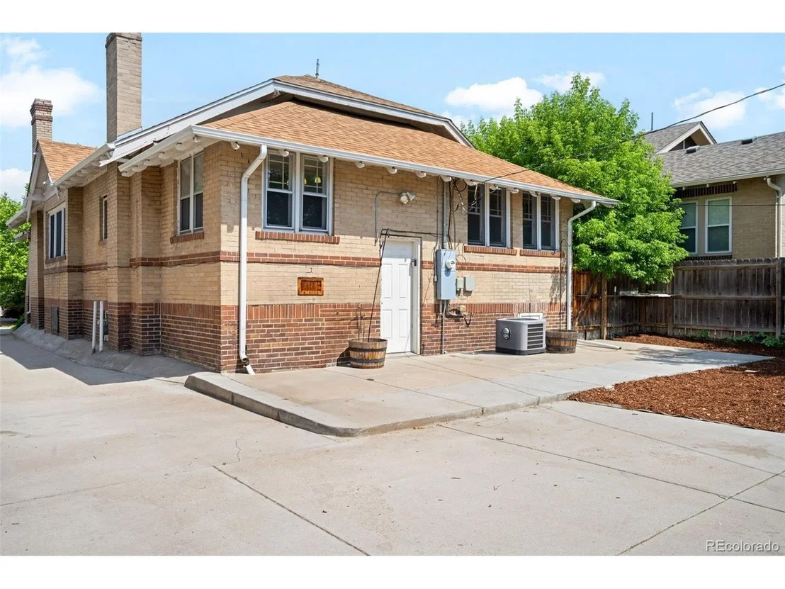 Photo of 1531 Lowell Blvd