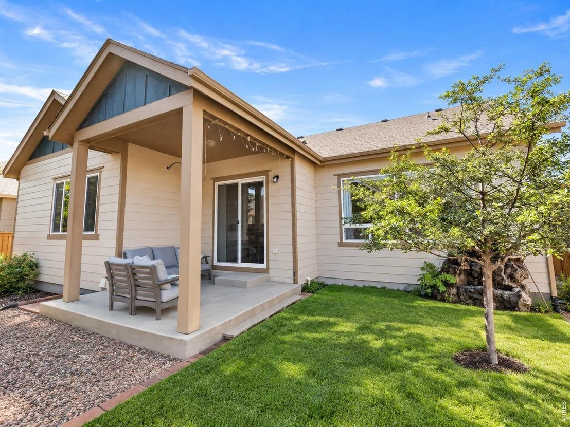 Photo of 882 Jenny Ln
