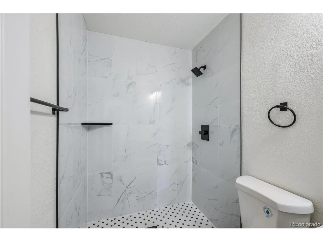 Photo of 936 Meade