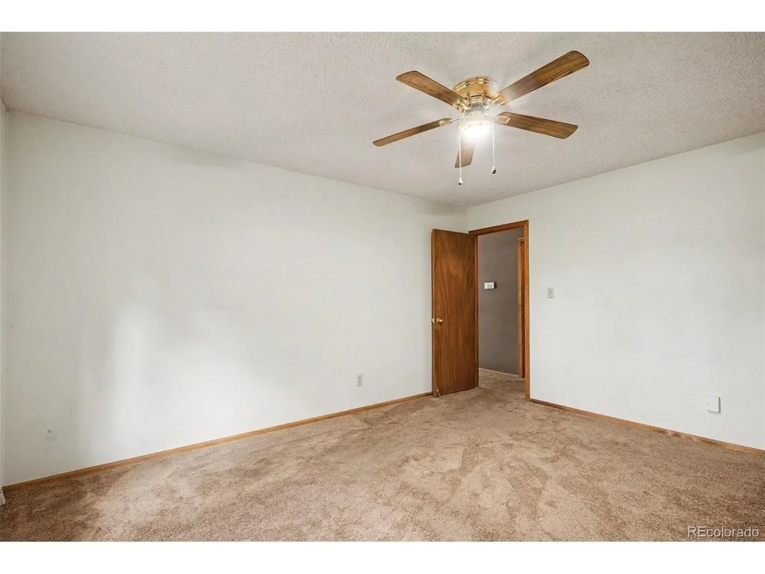 Photo of 10605 Crystal Dr