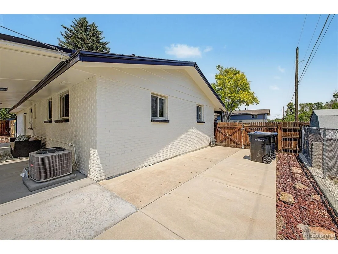 Photo of 7682 Jay Ct