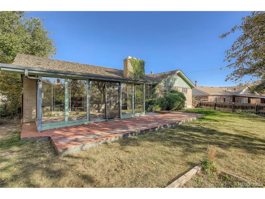 Photo of 342 Brigitte Dr