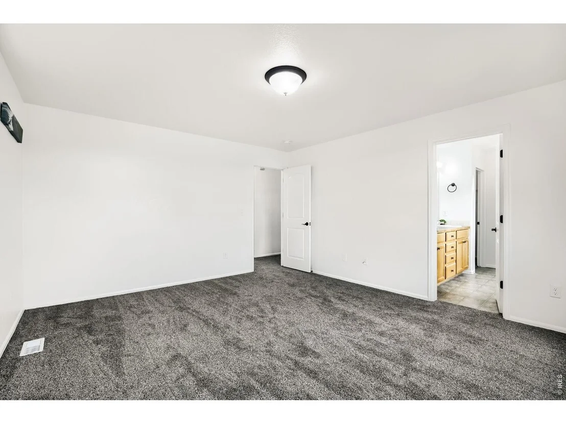 Photo of 2402 Thoreau Dr