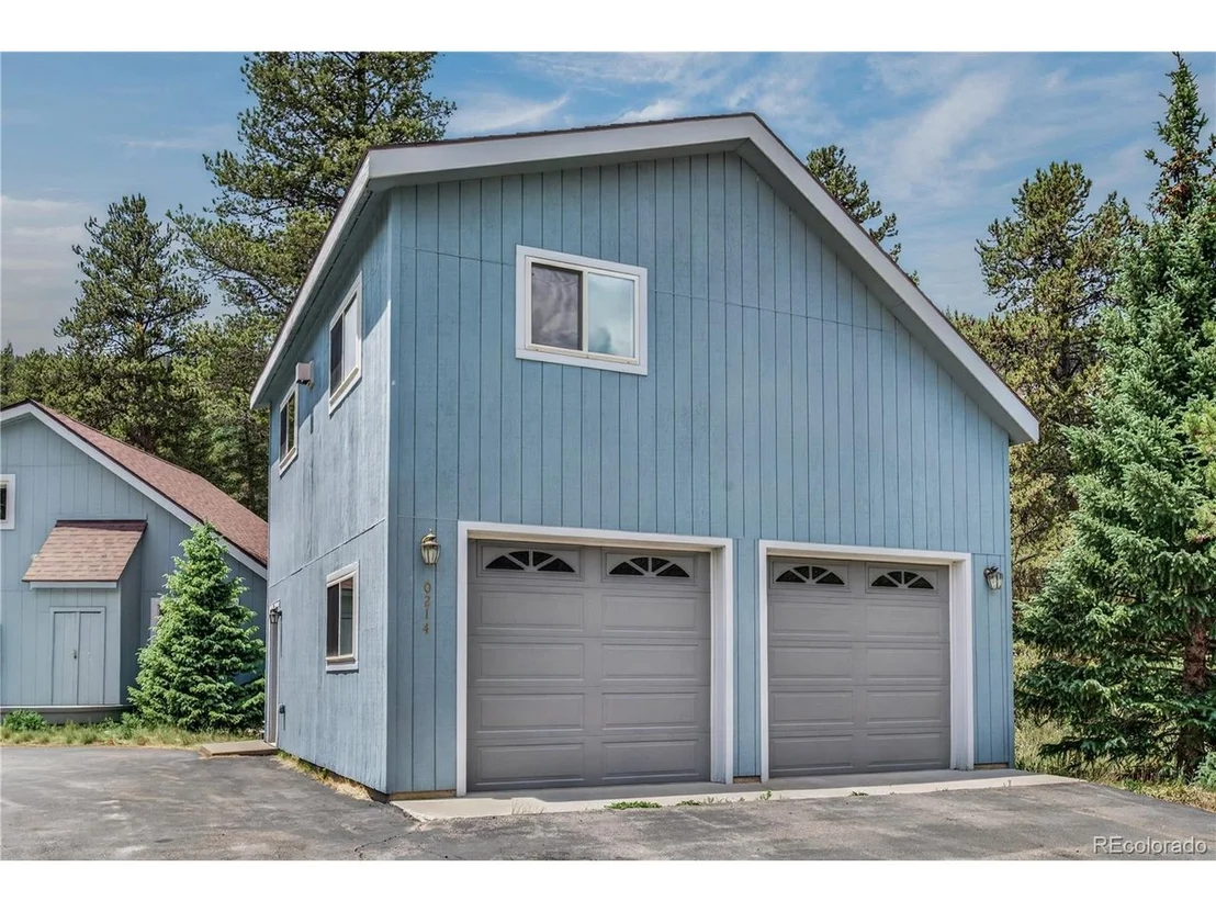 Photo of 214 Mountain View Trl