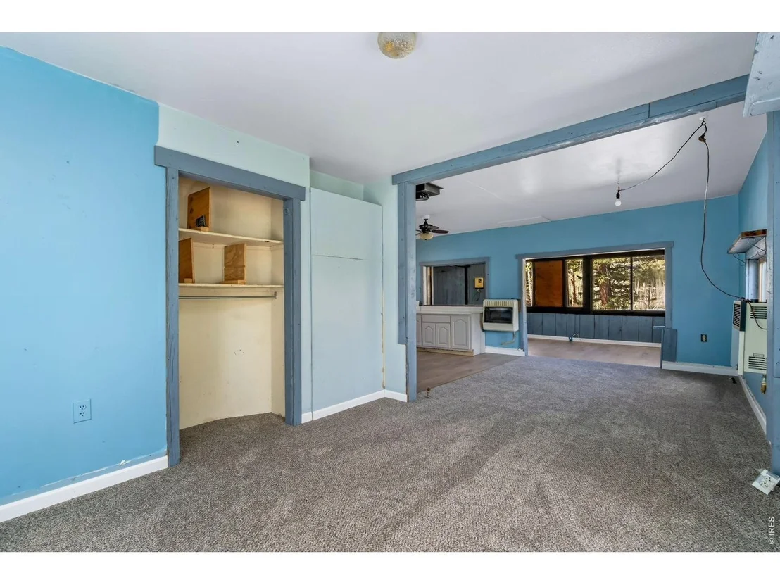 Photo of 151 Columbine Dr