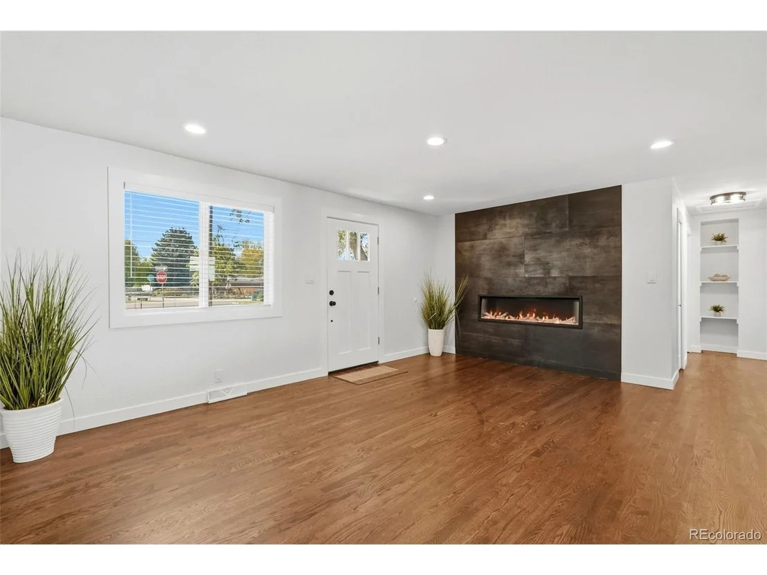 Photo of 5590 Clear Creek Dr