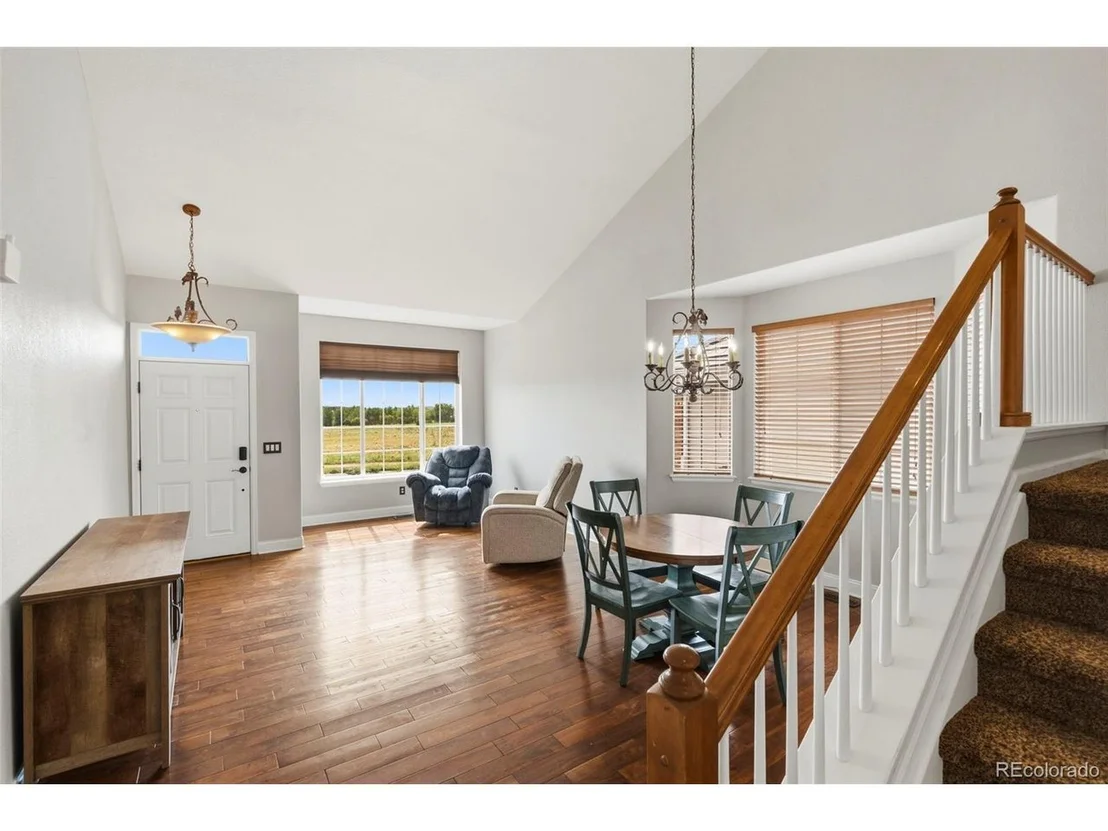 Photo of 453 Oxbow Dr