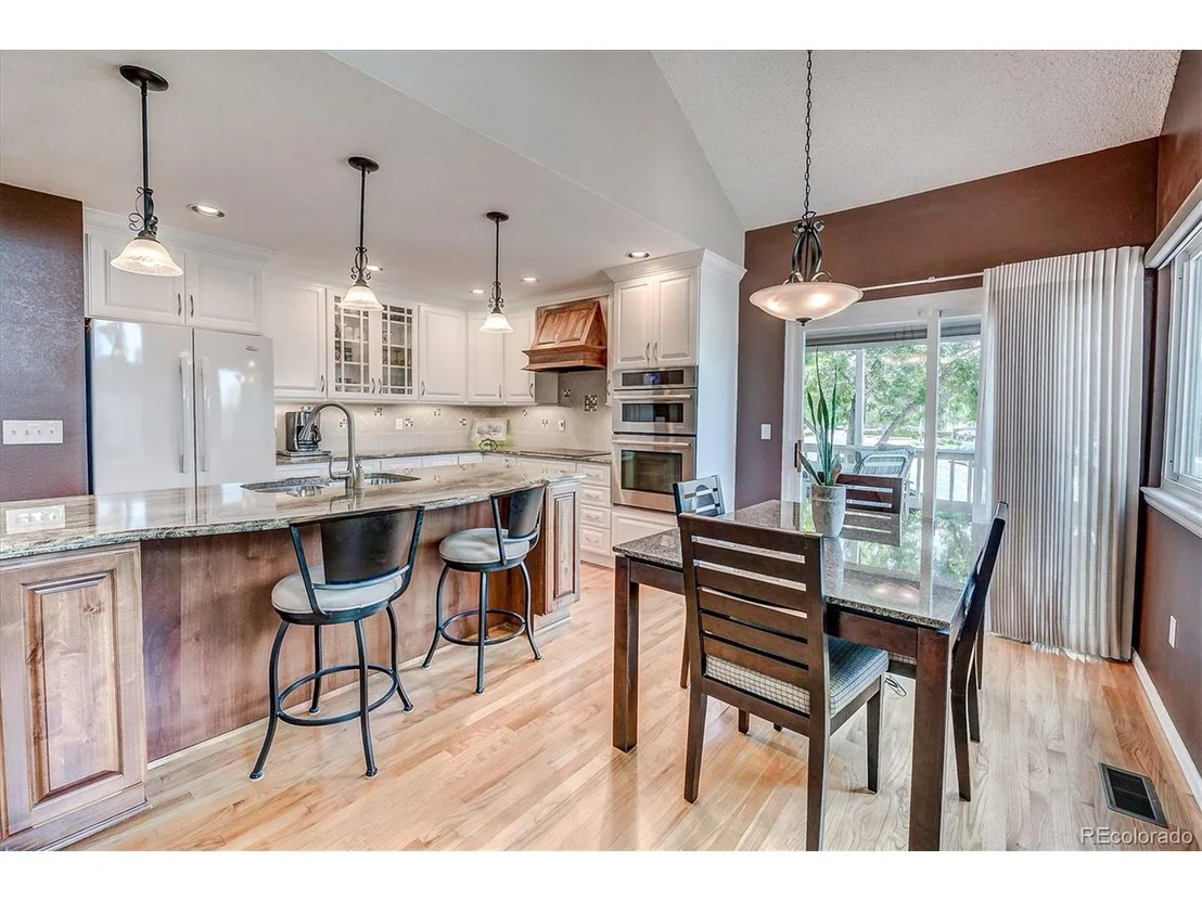 Photo of 8007 W 78th Cir
