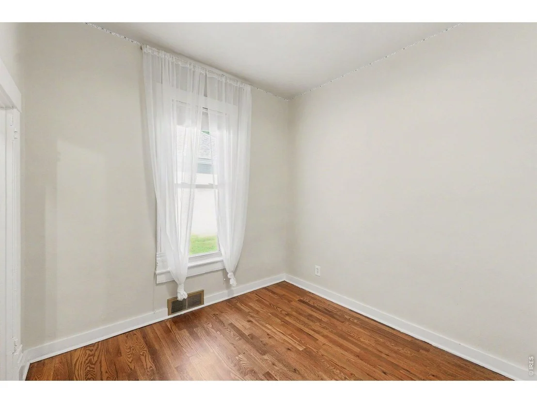 Photo of 222 Maple Ave