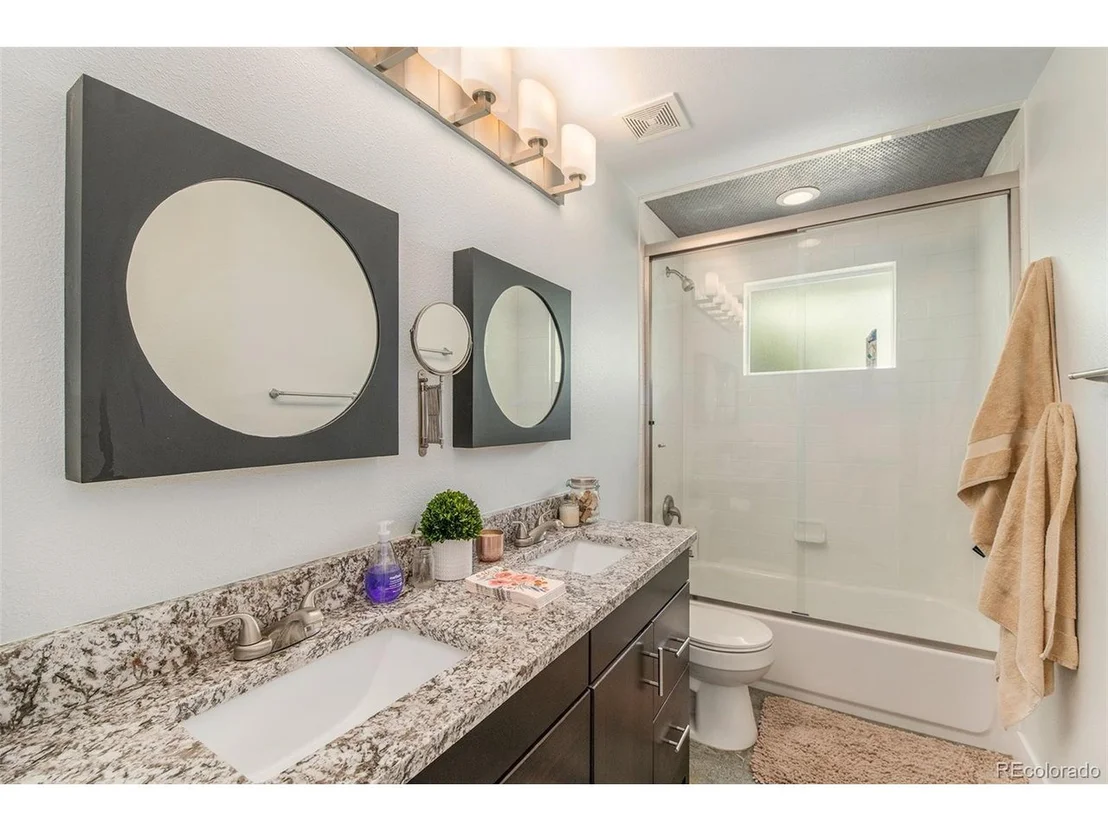 Photo of 6197 Flower St