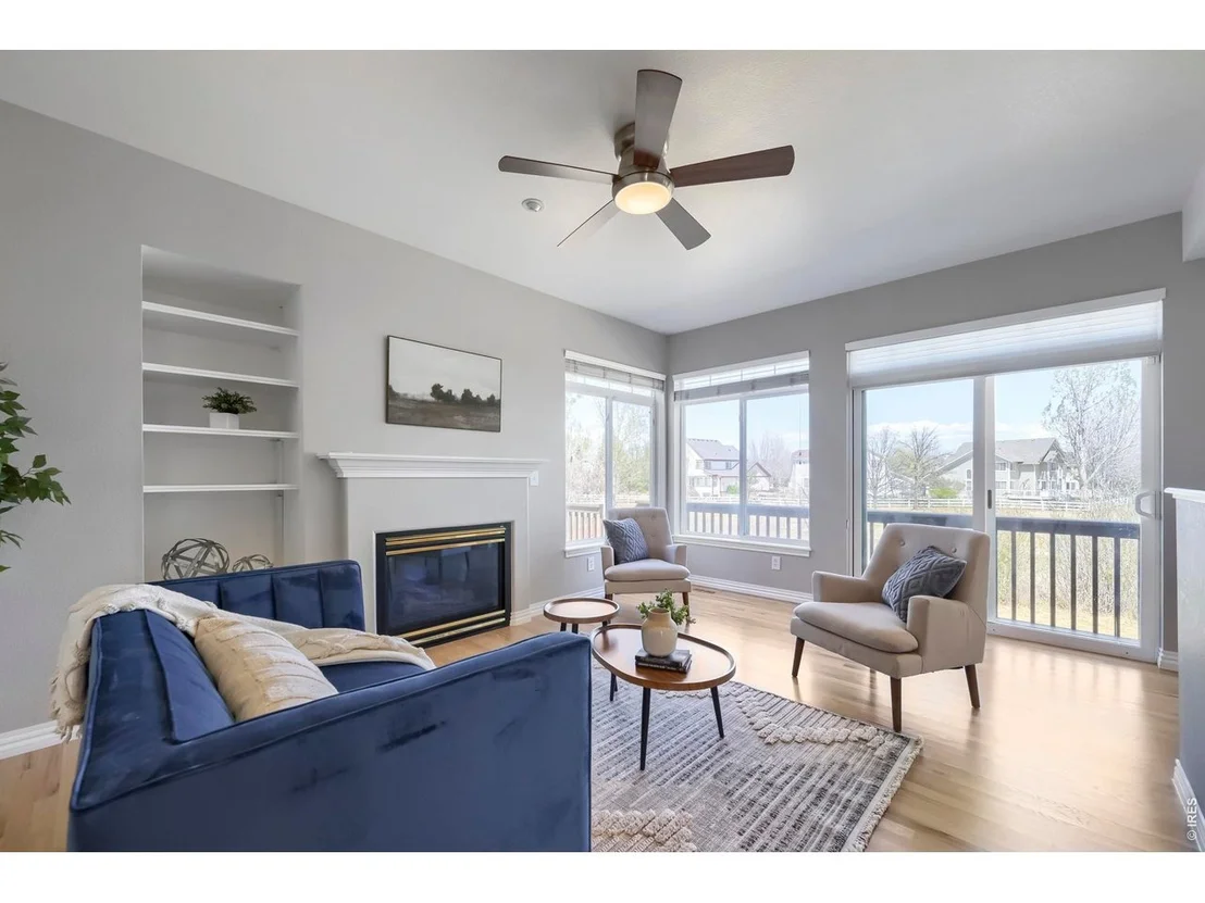 Photo of 3965 Hawthorne Cir
