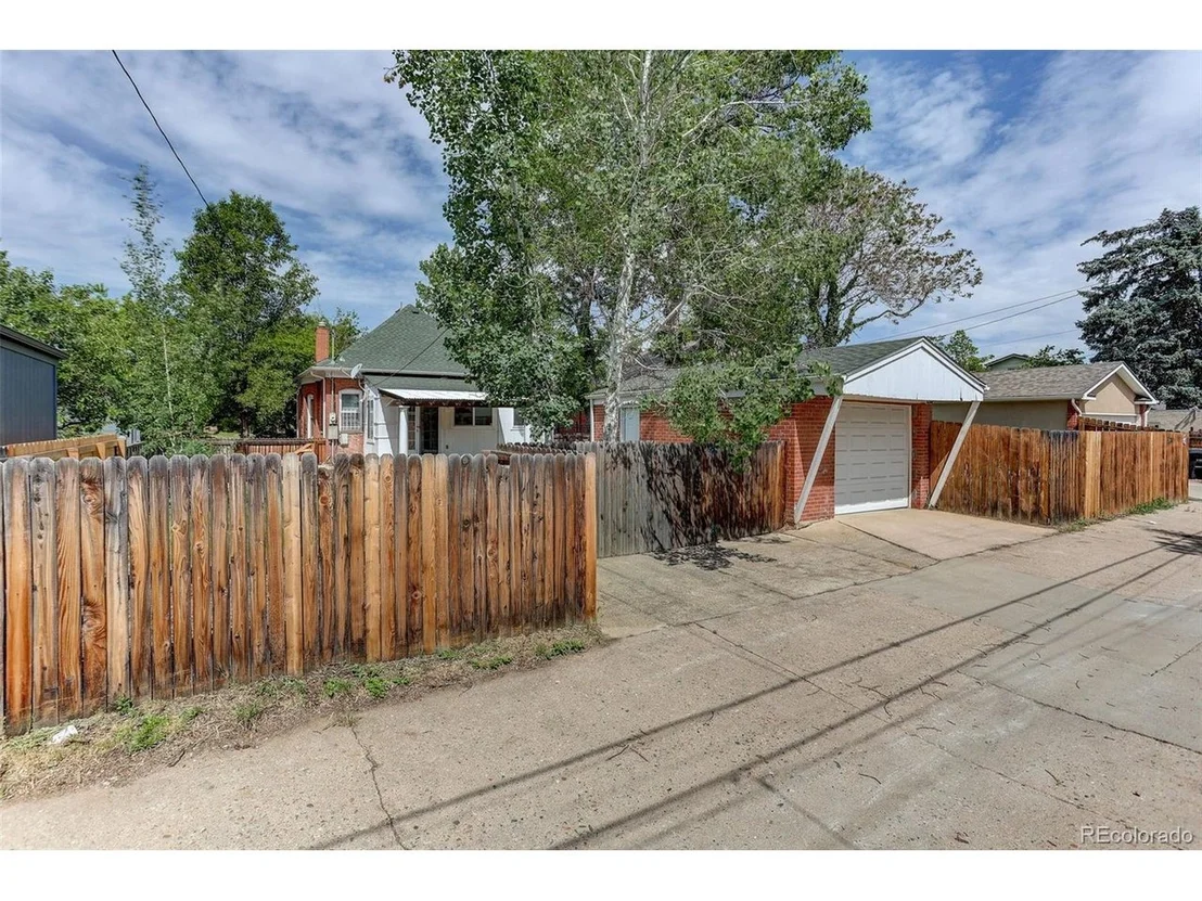 Photo of 4250 Hooker St