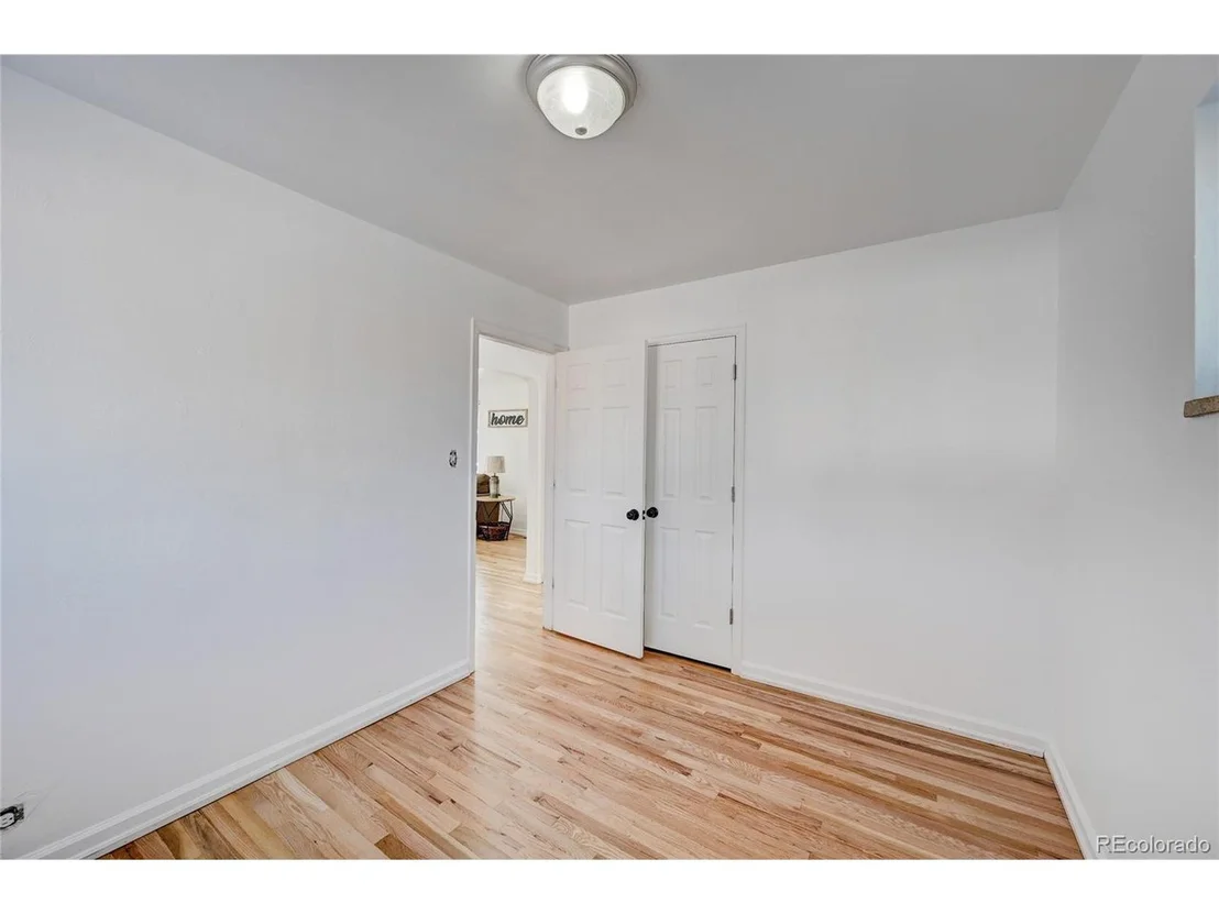 Photo of 3010 Locust St