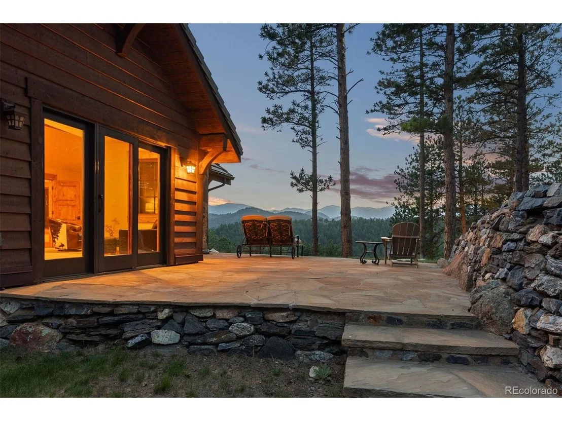 Photo of 2929 Highlands View Rd