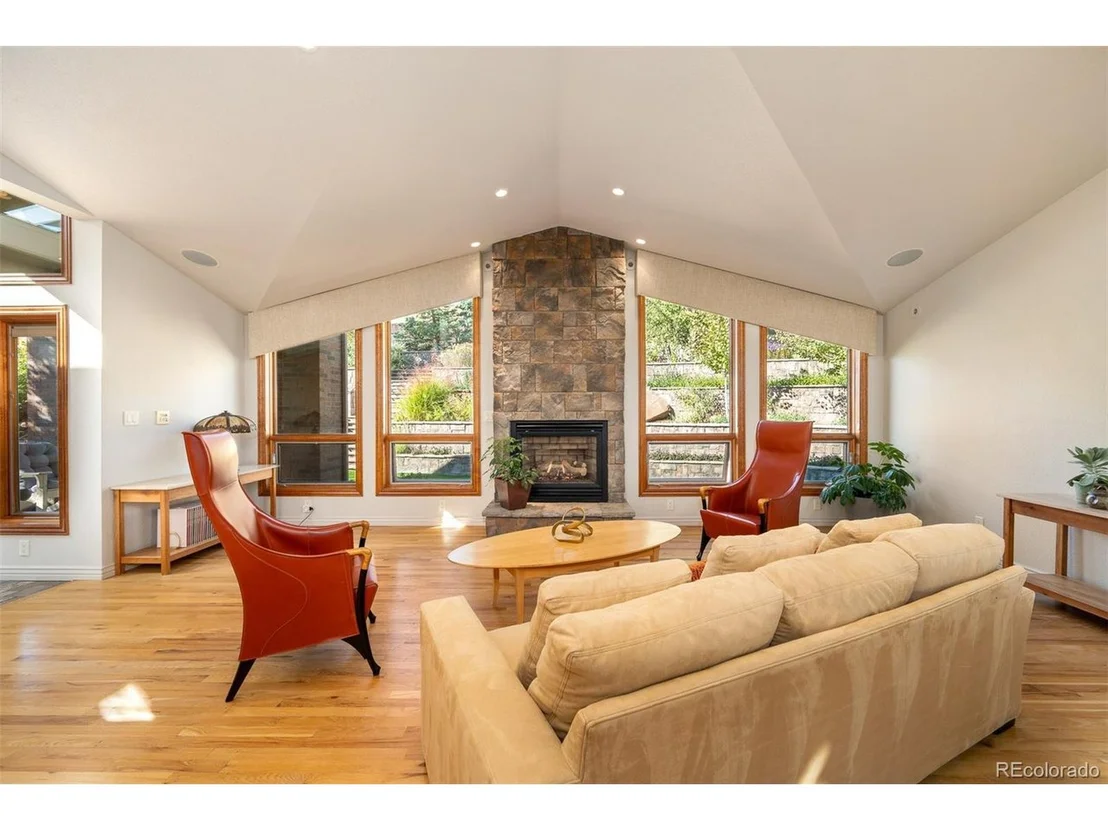 Photo of 2289 Old Quarry Rd