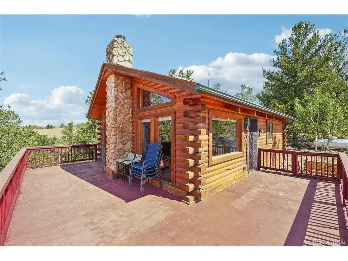 Photo of 215 Gadwall Rd
