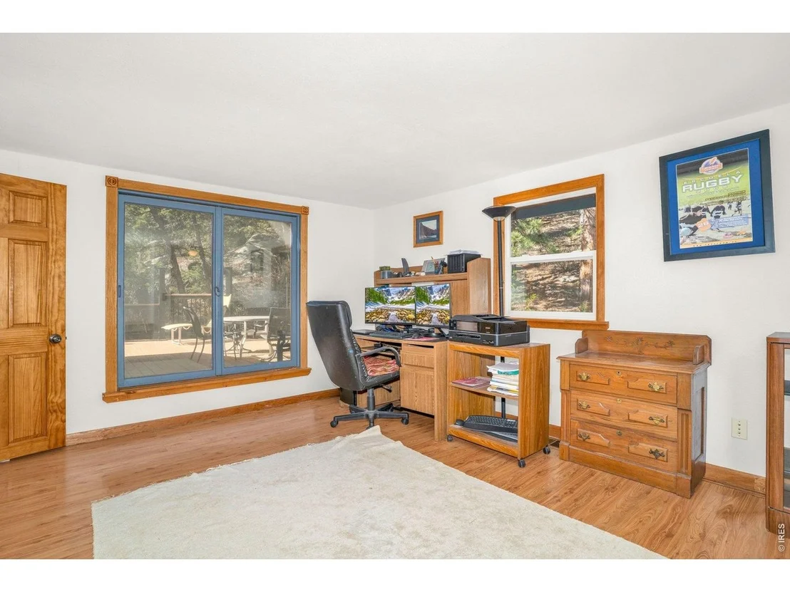 Photo of 527 Hemlock Dr