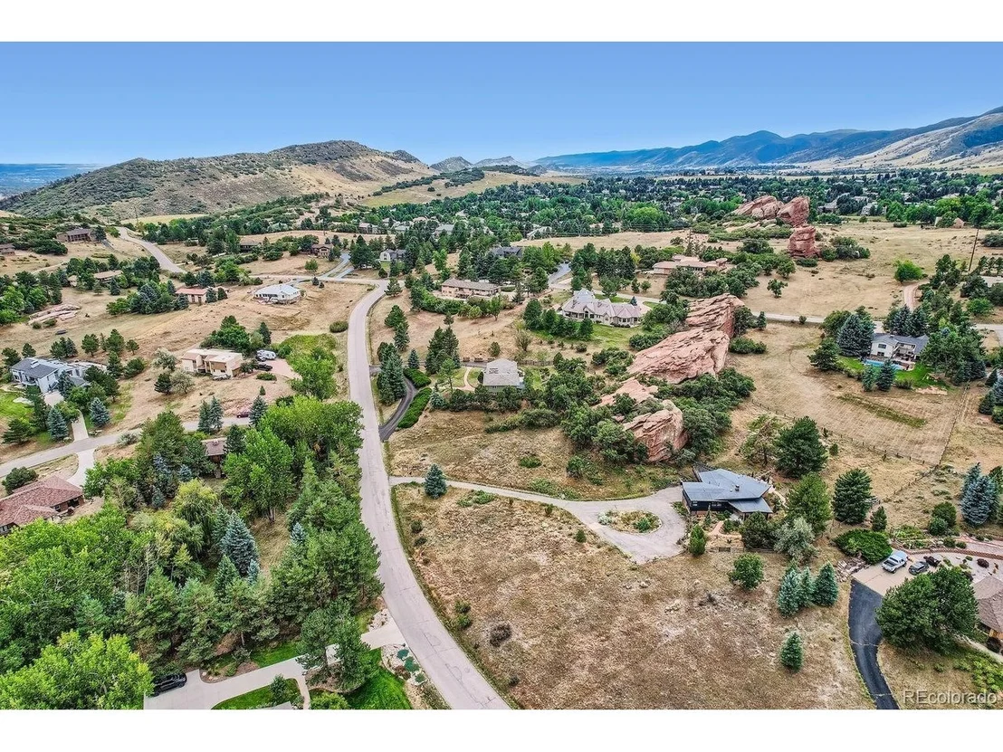 Photo of 6227 Colorow Dr
