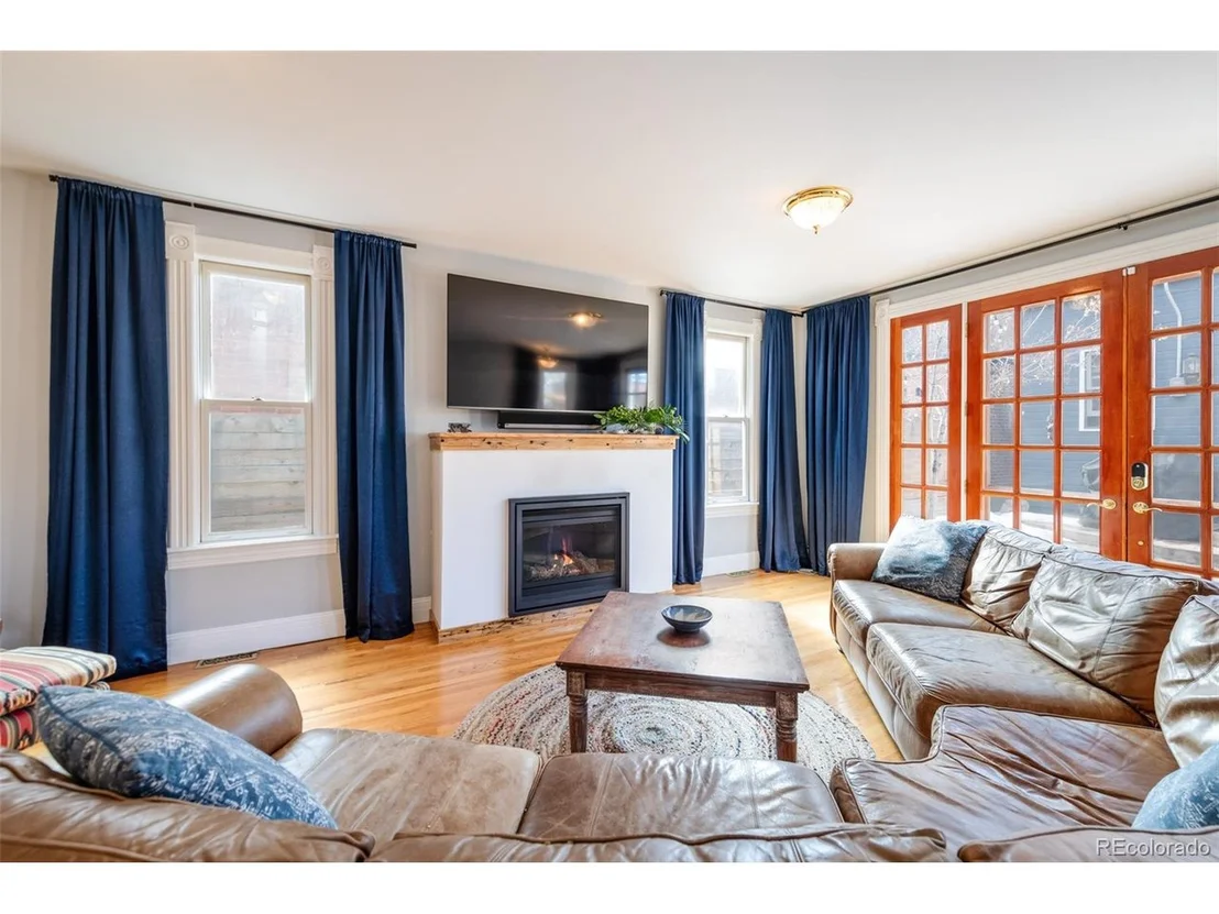 Photo of 3349 Bryant St