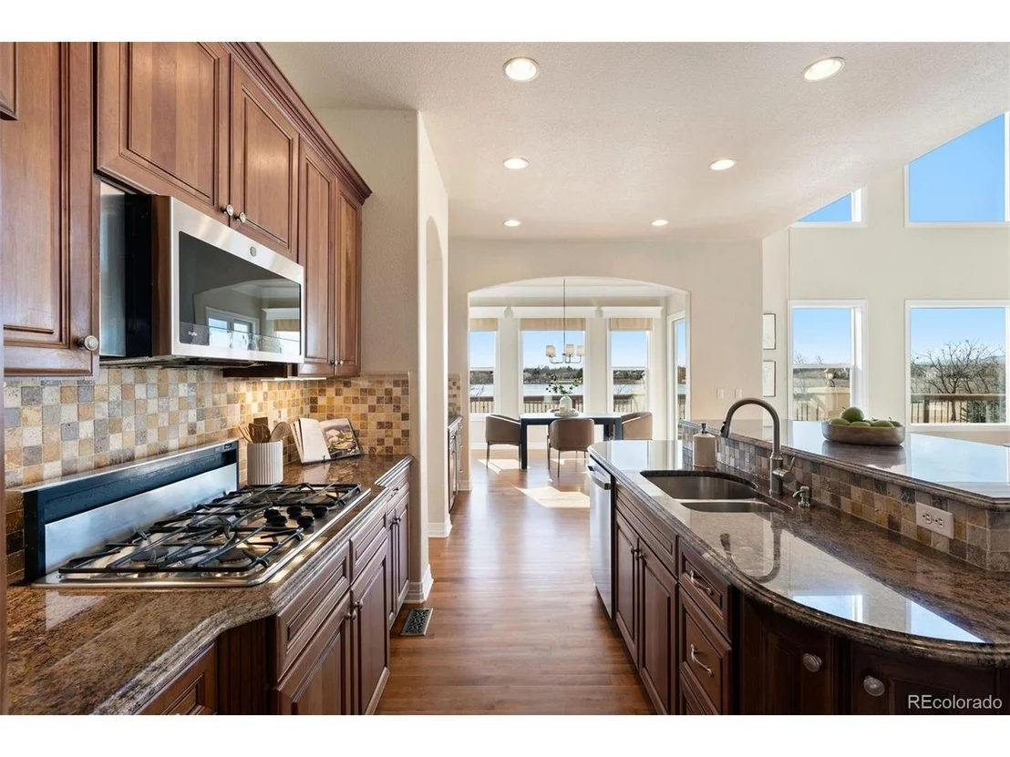 Photo of 13901 Pinehurst Cir