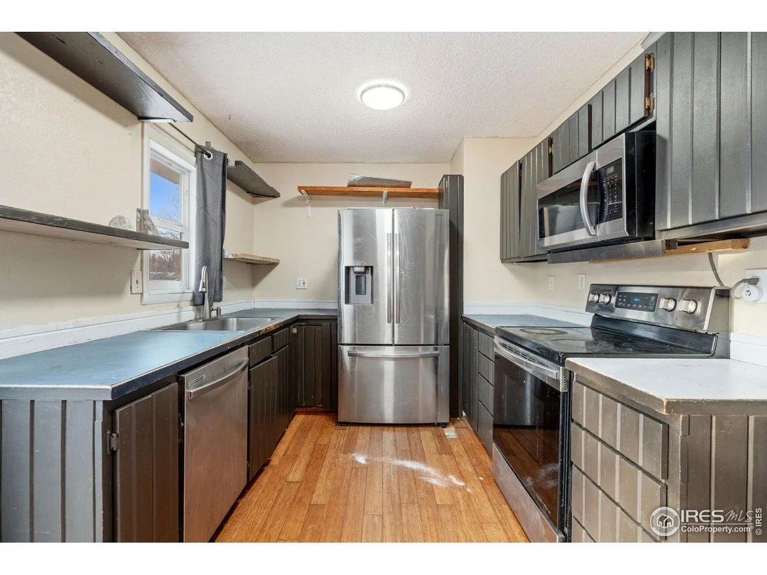 Photo of 803 Table Mountain Ct