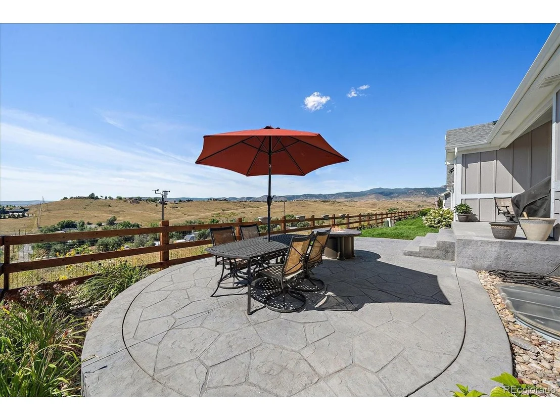 Photo of 8412 Quaker Cir