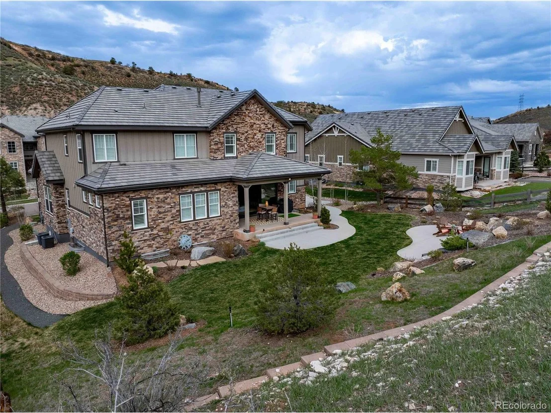 Photo of 4937 Hogback Ridge Rd