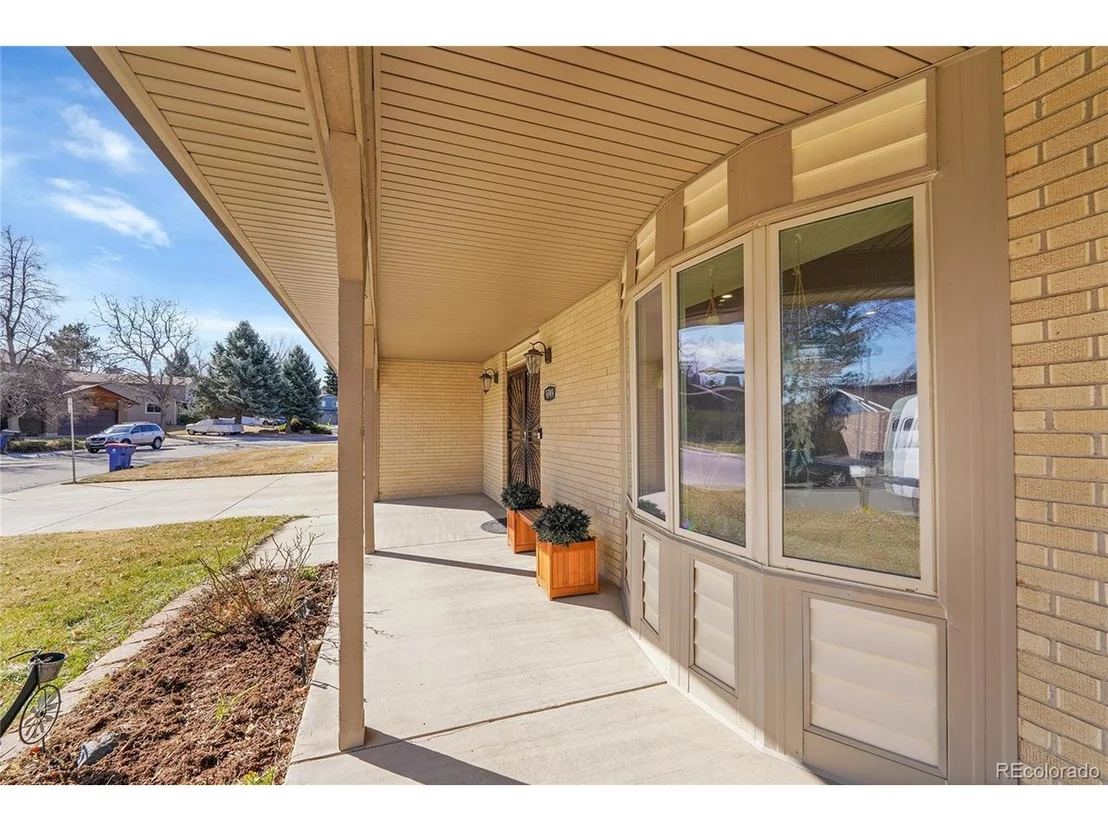 Photo of 9749 Meade Cir