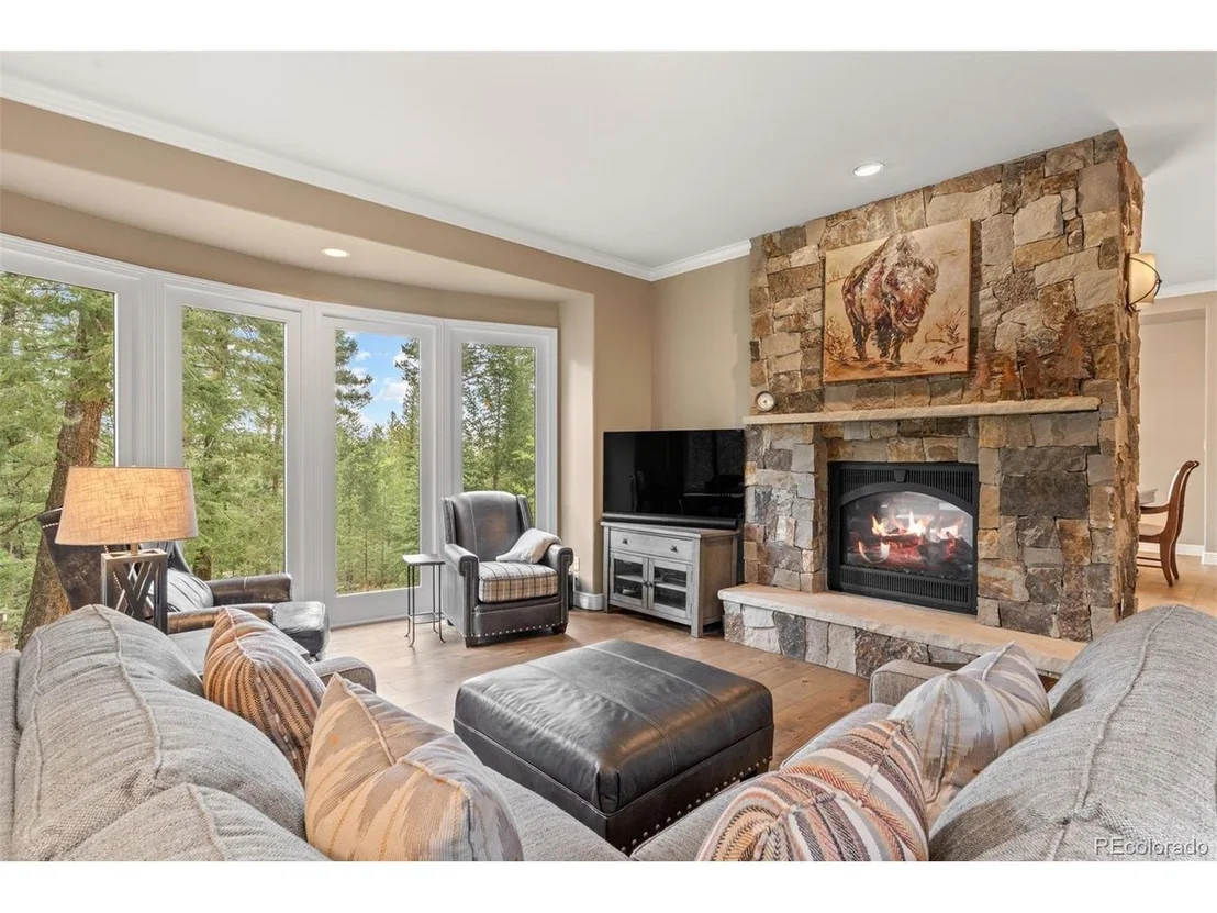 Photo of 34031 Meadow Mountain Rd