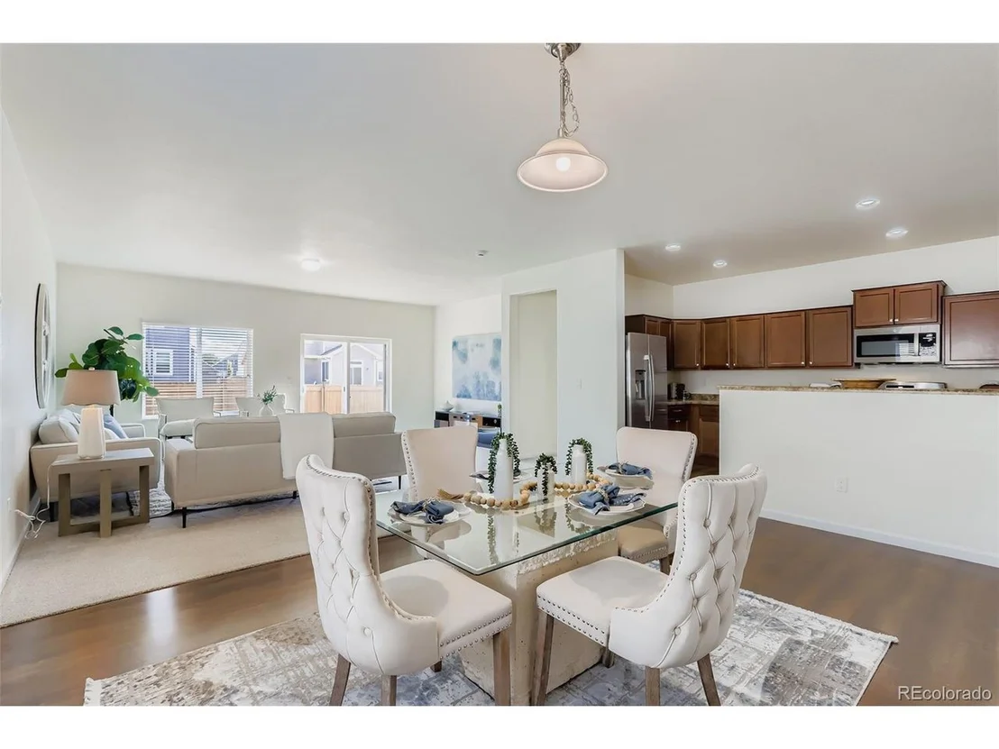 Photo of 556 Sandi Ln