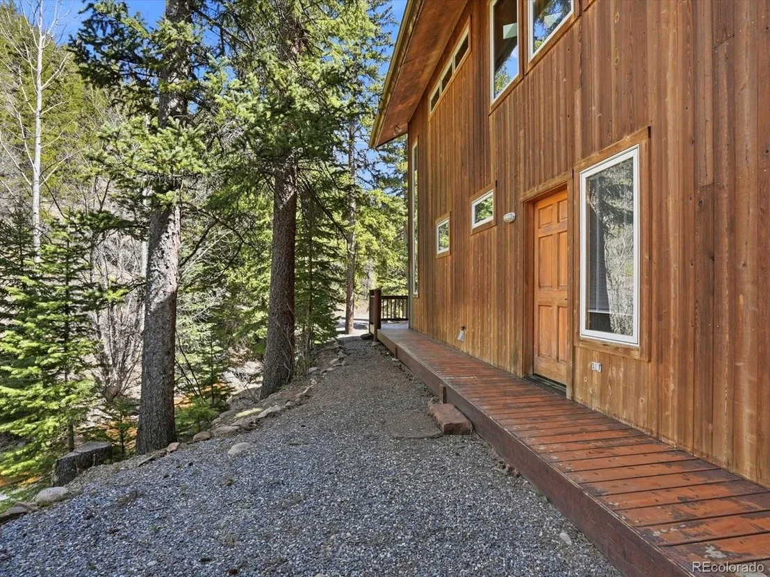 Photo of 2547 Mill Creek Rd