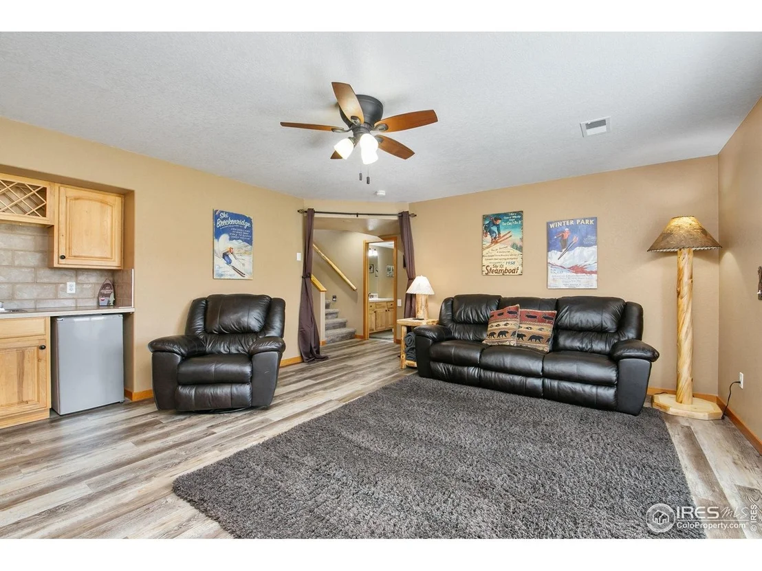 Photo of 464 Skyline Dr