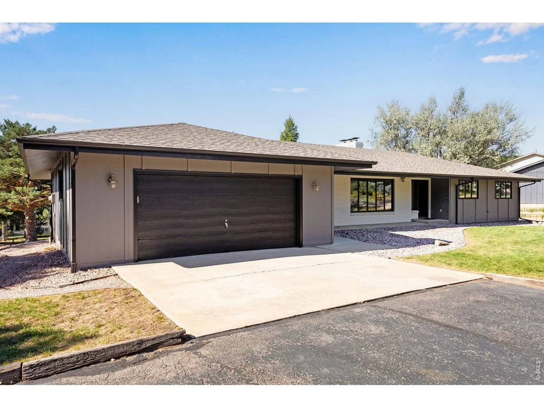 Photo of 1921 Rangeview Dr