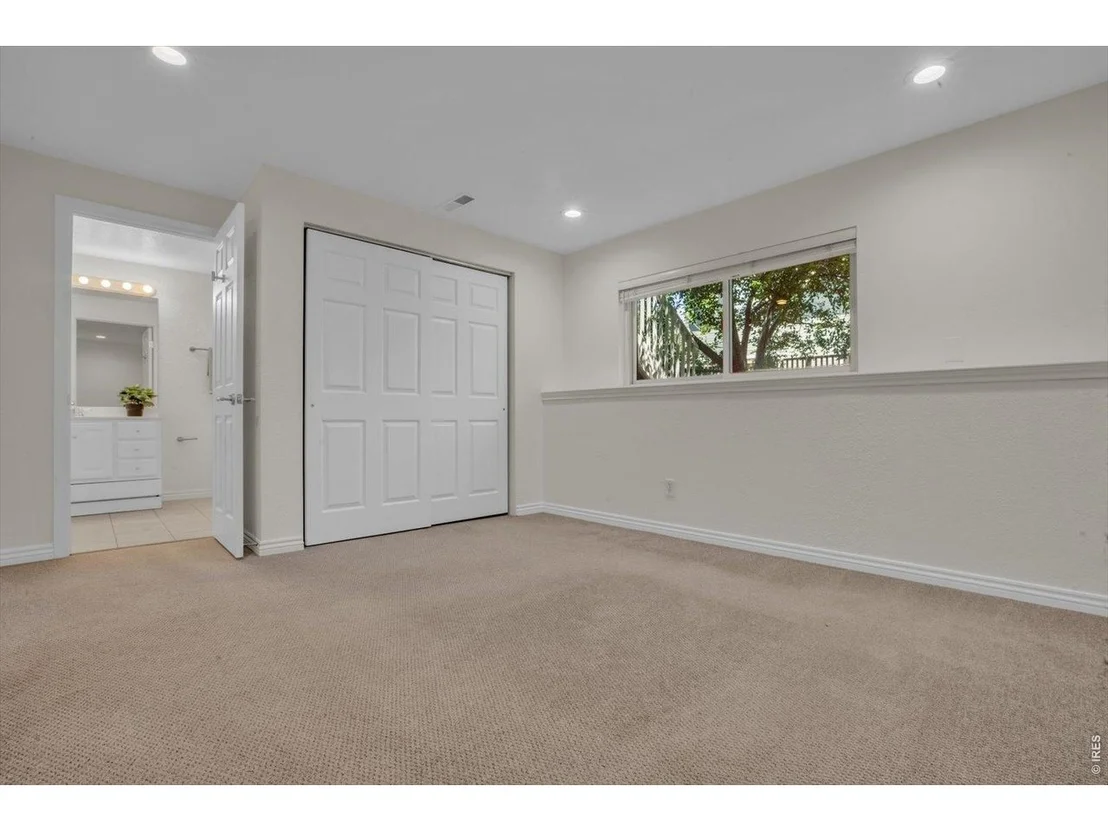 Photo of 4874 Dakota Blvd