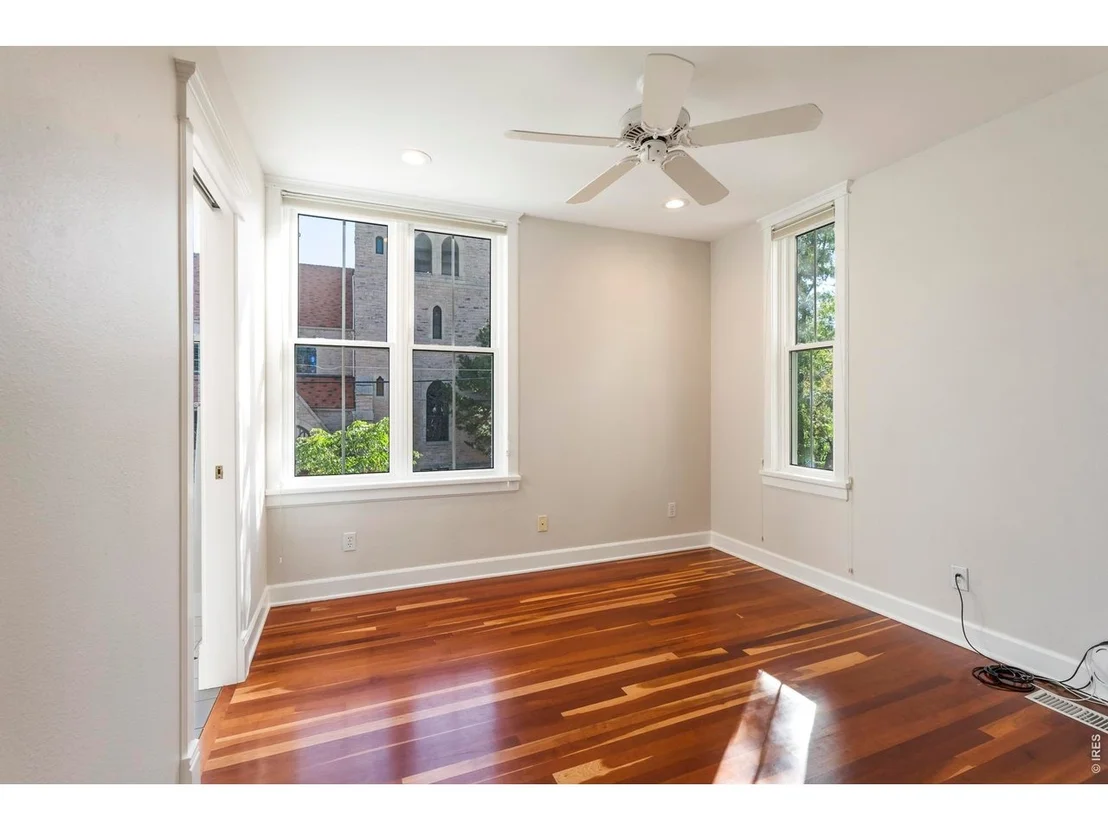 Photo of Unit 1 at 1345 Pine St