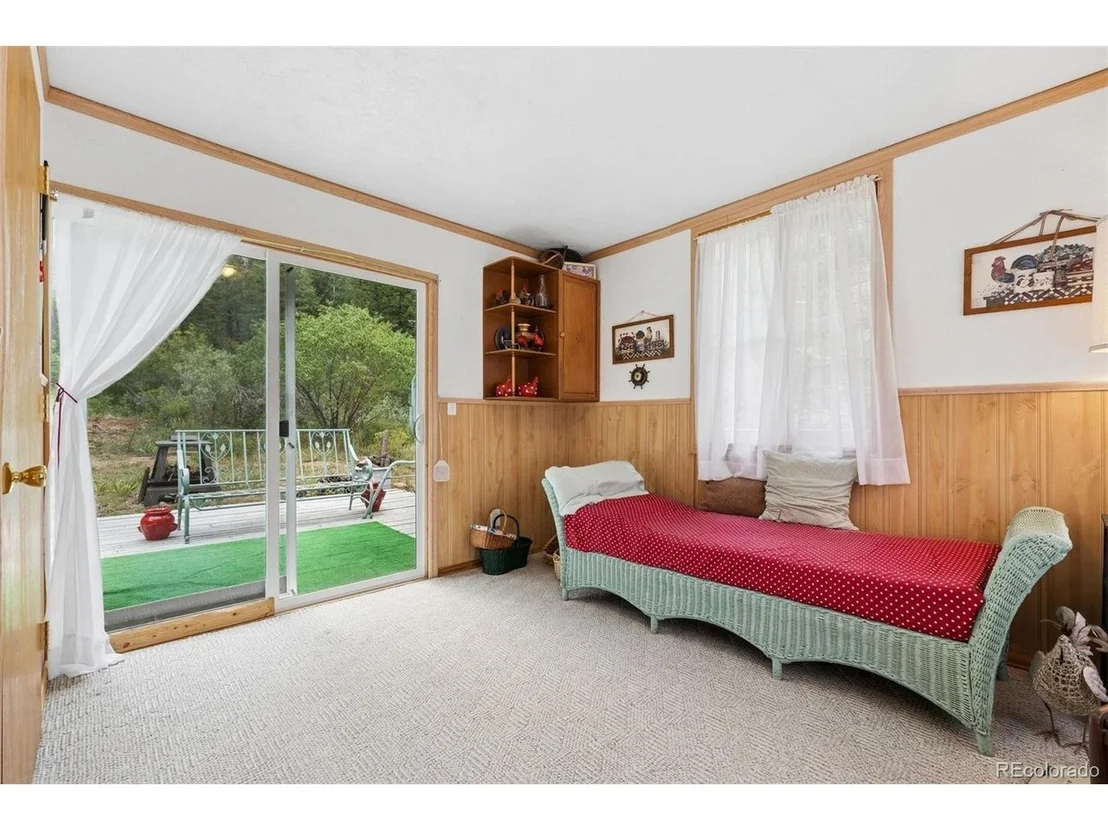 Photo of 225 Hell Canyon Rd