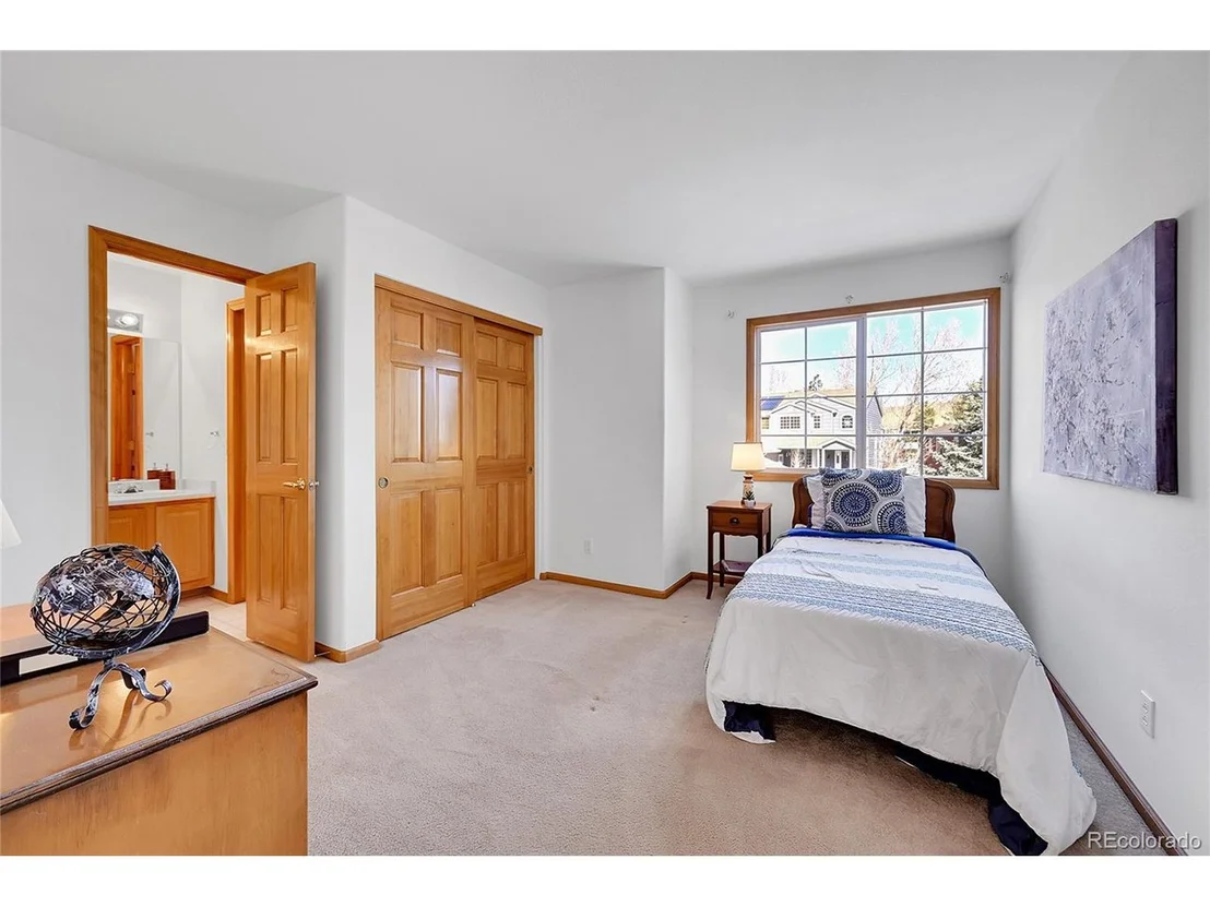 Photo of 439 Canyon Point Cir