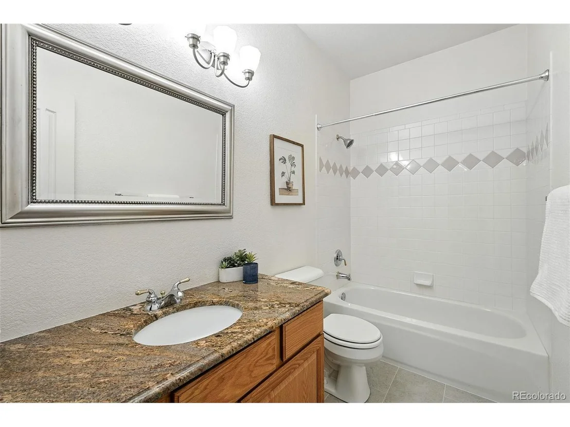 Photo of 146 Estack Pl