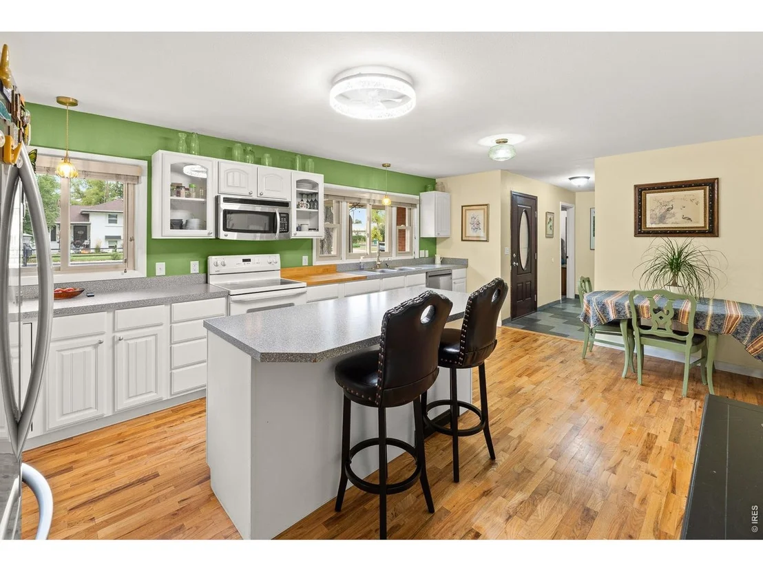 Photo of 33 McDonald Ave