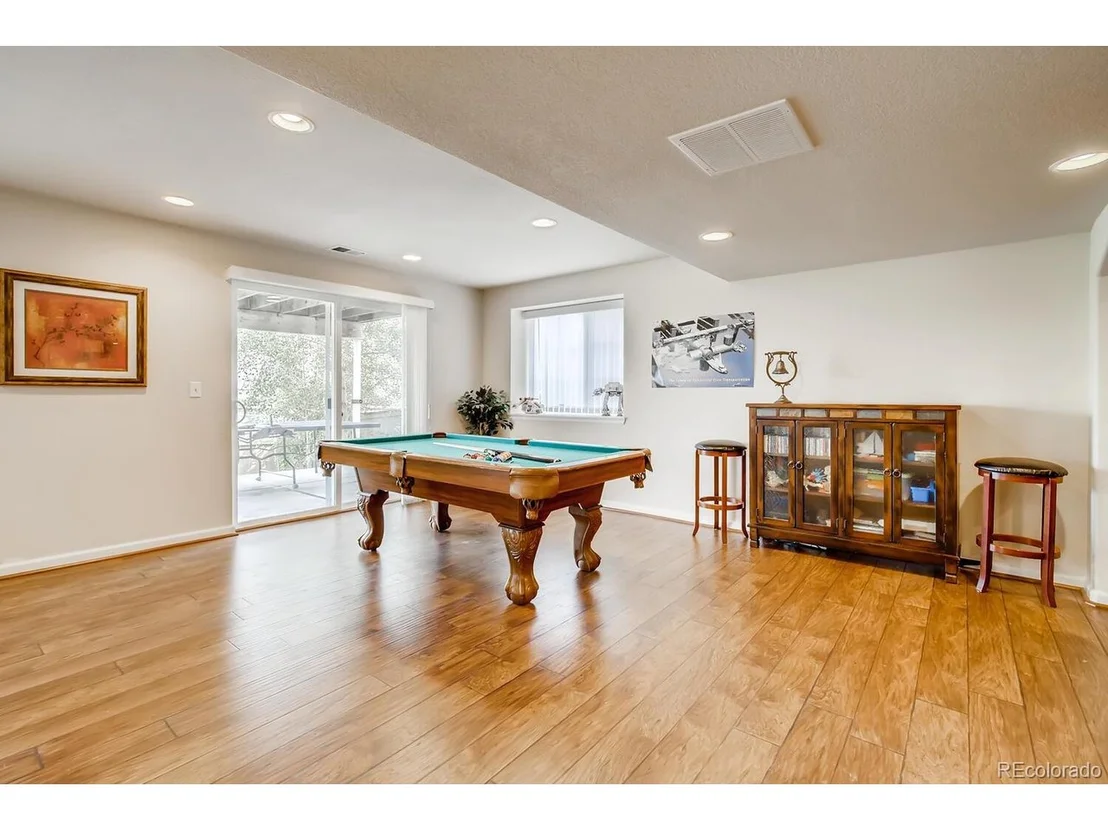 Photo of 10551 Laurelglen Cir