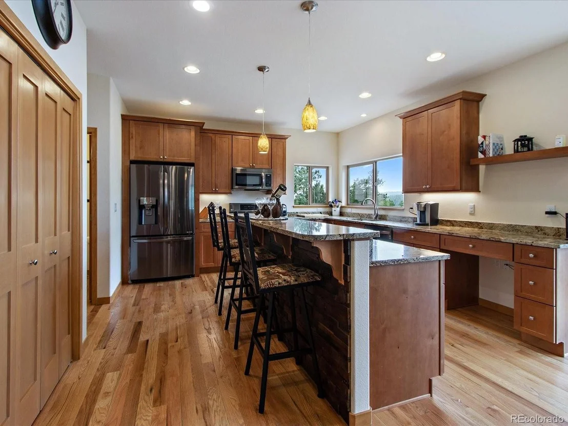 Photo of 11033 Barker Ave