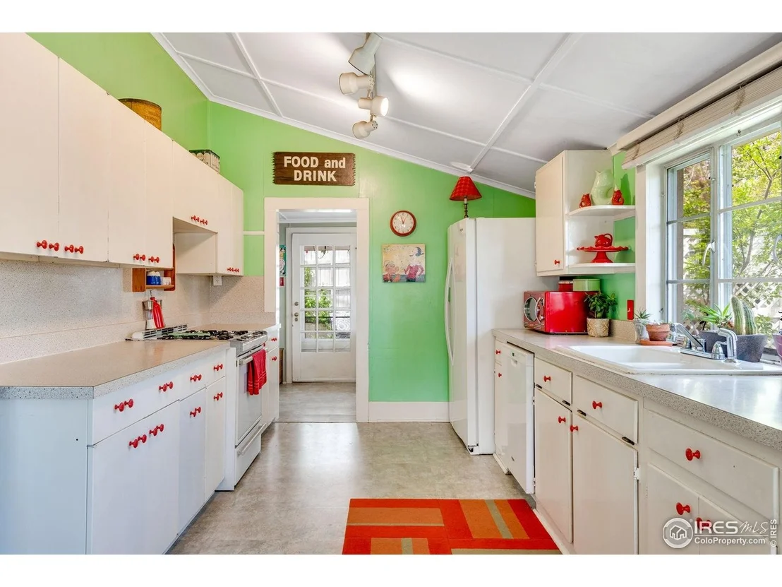 Photo of 1503 Balsam Ave