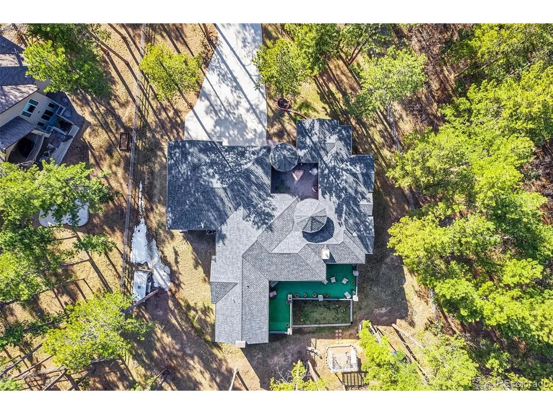 Photo of 1399 Gore Cir