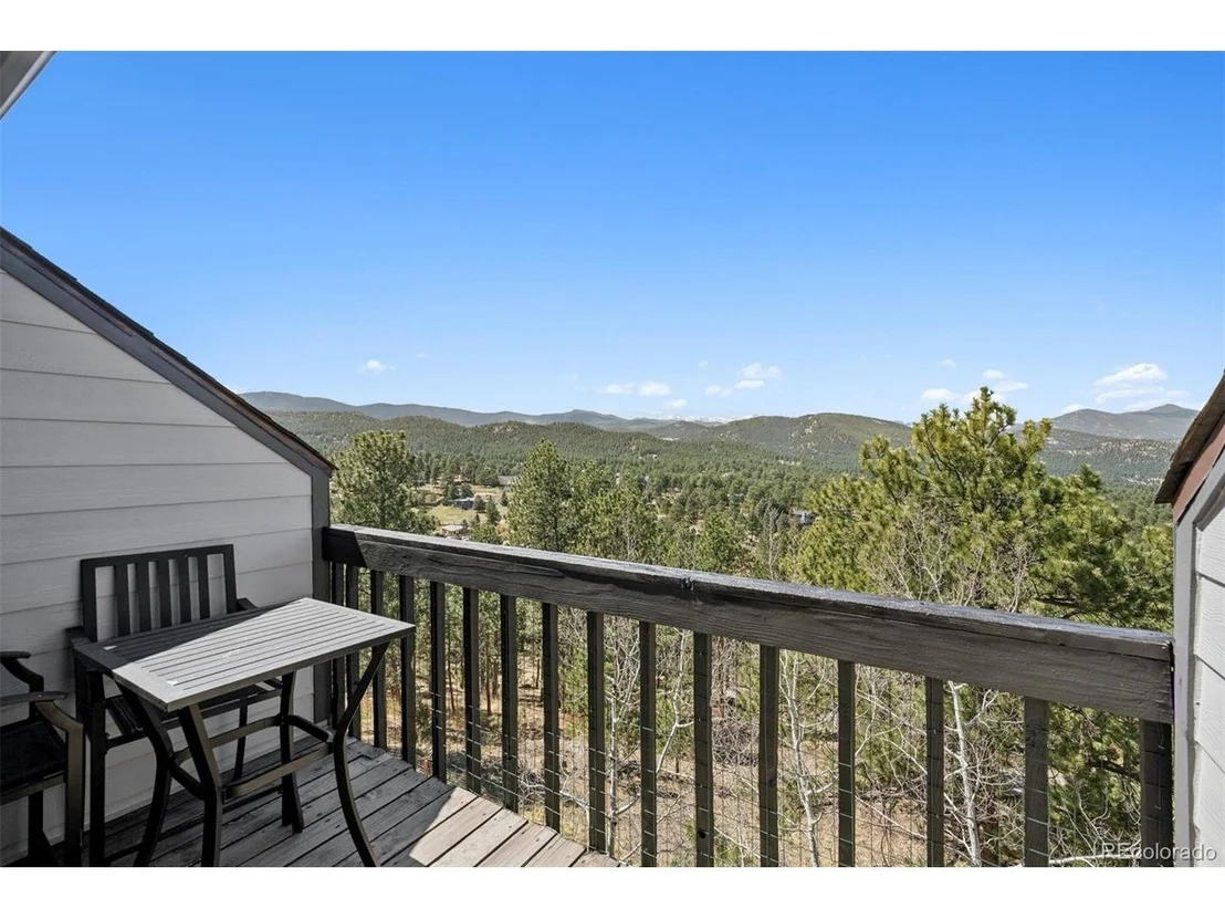 Photo of 27383 Mildred Ln