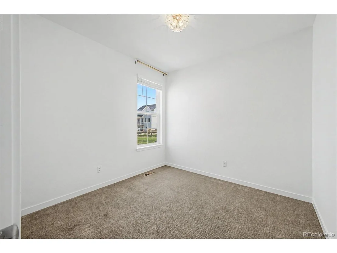 Photo of 1162 Elbridge Dr