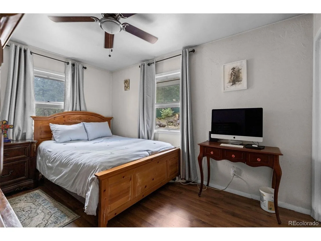 Photo of 41 Yew Ln