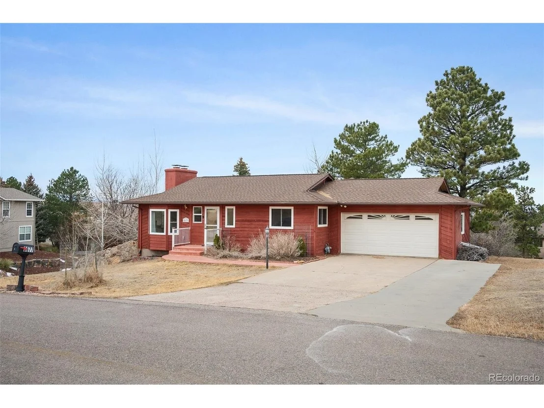 Photo of 8677 Thunderbird Cir